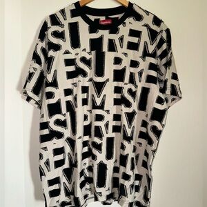 Supreme Spellout S/S Top